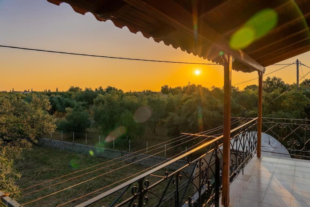 Afroditi Holiday Home- Green View Apartment Svoronata Exterior photo
