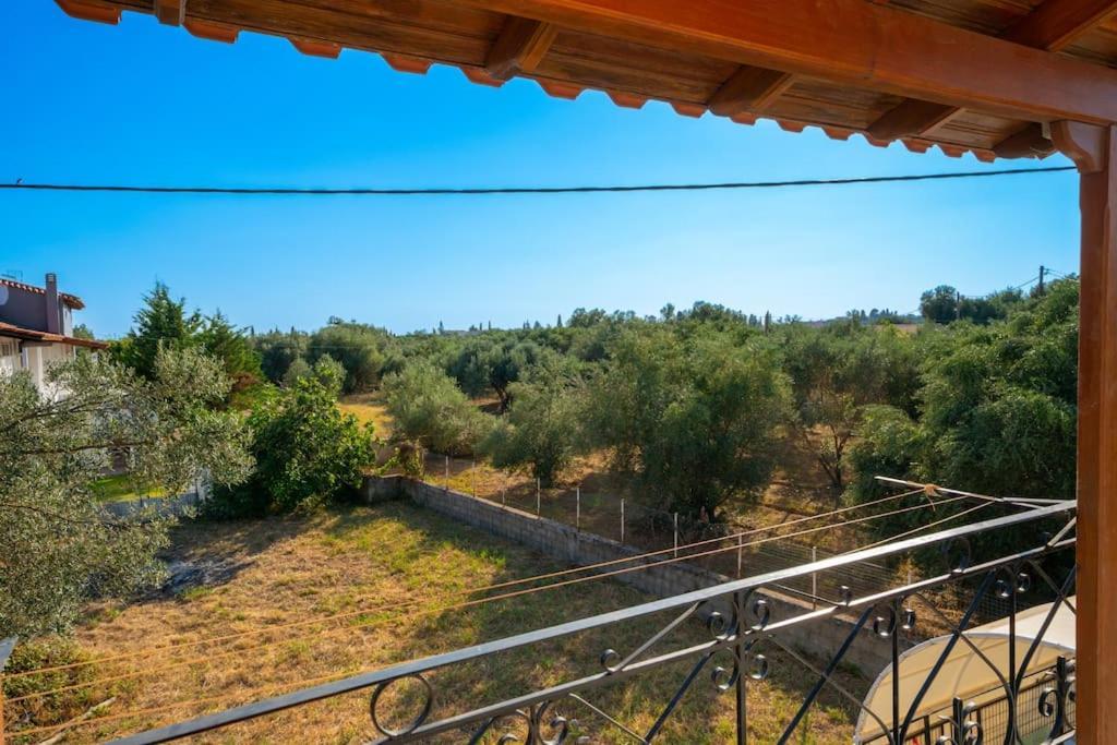Afroditi Holiday Home- Green View Apartment Svoronata Exterior photo